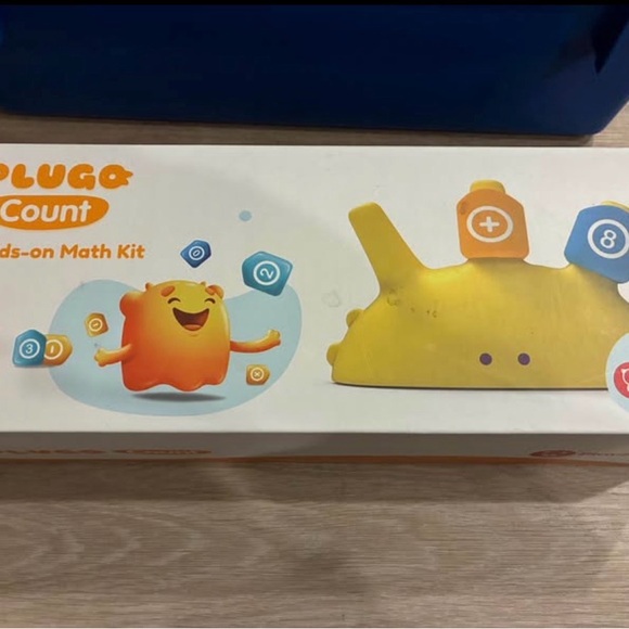 Plugo Count - Hands-on Math Kit - Picture 2 of 3